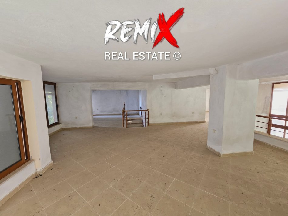 Shkembi Kavajes, shitet apartament duplex Dublex Kati 1, 165.000 €