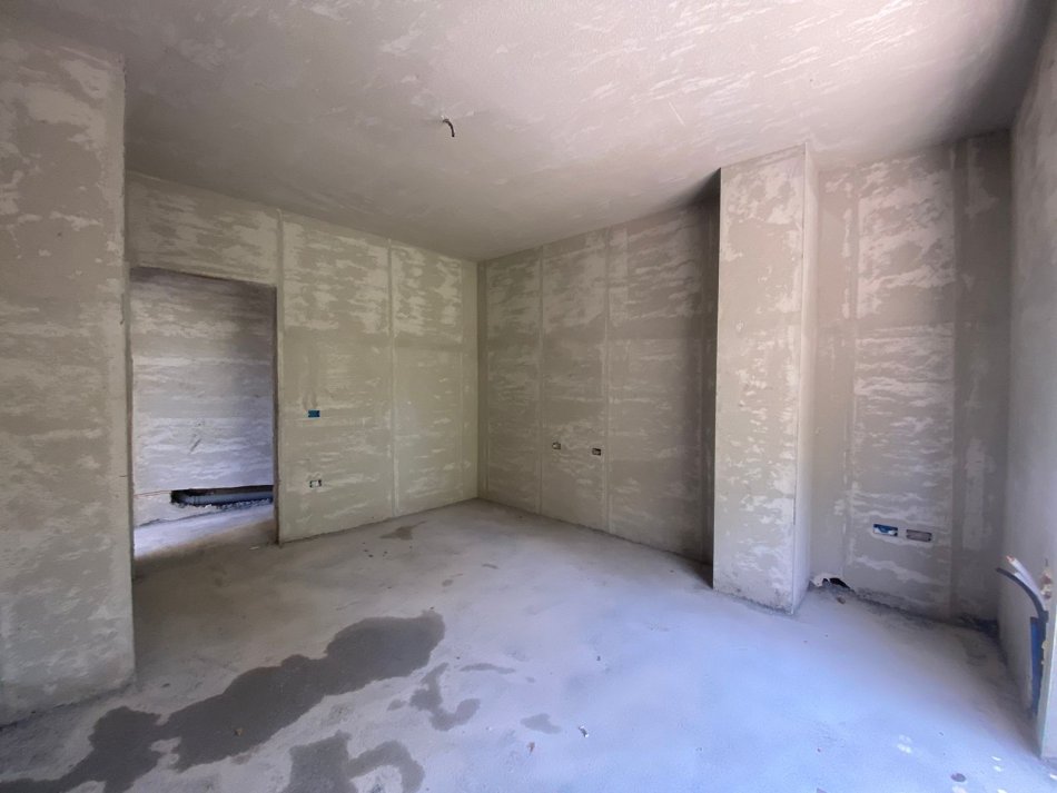 Tirane, shitet apartament 2+1+Aneks+Ballkon Kati 3, 131 m² 470.000 € (RRUGA FAIK KONICA)
