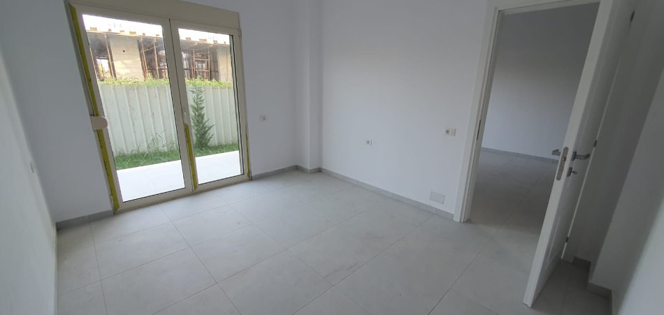 Golem, shitet apartament 1+1 Kati 1, 66 m² 79.200 € (Gplem)