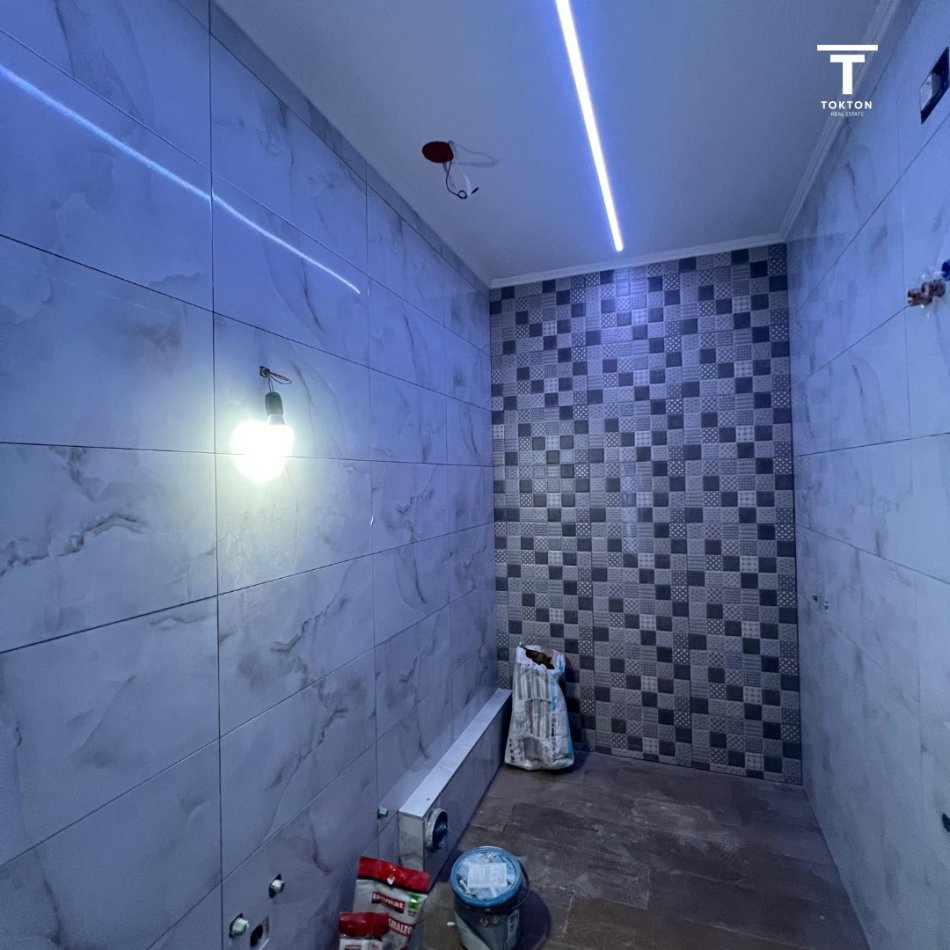 Tirane, shitet apartament 2+1 Kati 4, 124 m² 130.000 € (FRESK)