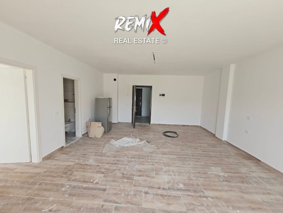 Golem, shitet apartament 1+1+Aneks+Ballkon Kati 2, 84 m² 100.000 € 