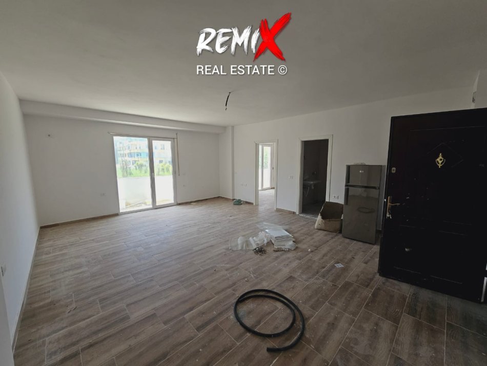 Golem, shitet apartament 1+1+Aneks+Ballkon Kati 2, 84 m² 100.000 € 