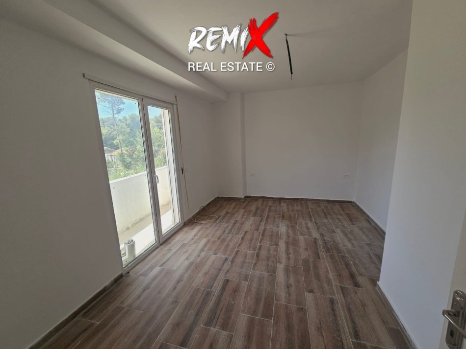 Golem, shitet apartament 1+1+Aneks+Ballkon Kati 2, 84 m² 100.000 € 
