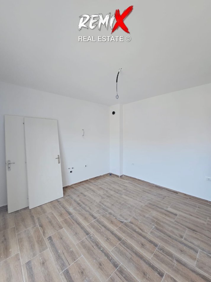 Golem, shitet apartament 1+1+Aneks+Ballkon Kati 2, 62.000 € 