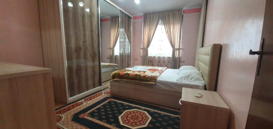 Tirane, jepet me qera apartament 1+1 Kati 9, 70 m² 600 € (Rr. Kosovarëve)