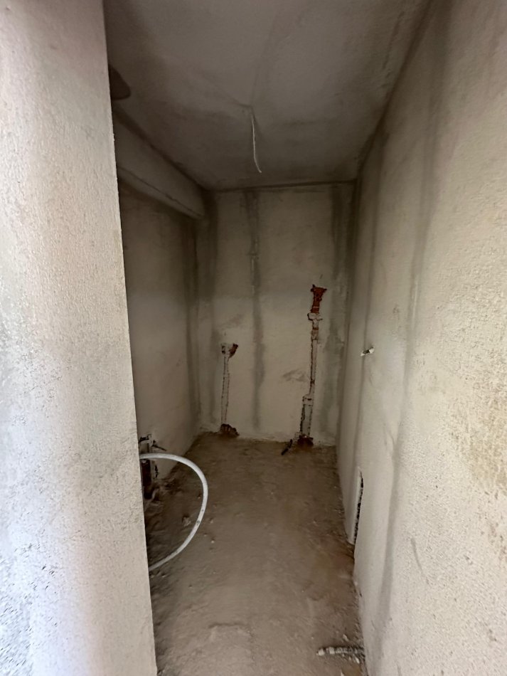 Tirane, shitet apartament 1+1+Ballkon Kati 2, 66 m² 79.000 € (Vila L)