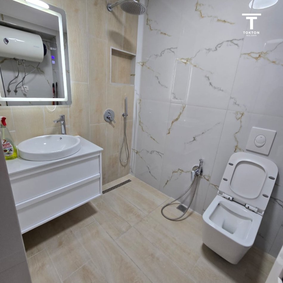 Tirane, shitet apartament 2+1 Kati 3, 72 m² 160.000 € (RRUGA E ELBASANIT , TIRANE)