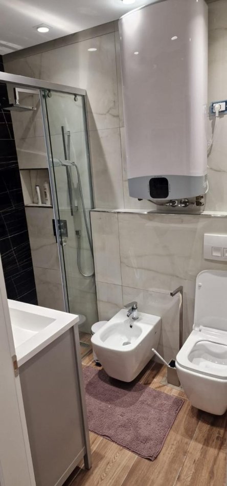 Shqiperi, shitet apartament 3+1+Aneks+Ballkon Kati 5, 137 m² 360.000 € (RRUGA E PLAZHIT DHERMI)