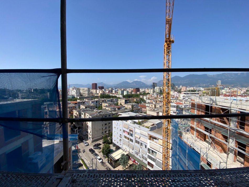 Tirane, shitet apartament 2+1+Aneks+Ballkon Kati 10, 100 m² 245.000 € (KOMUNA E PARISIT)