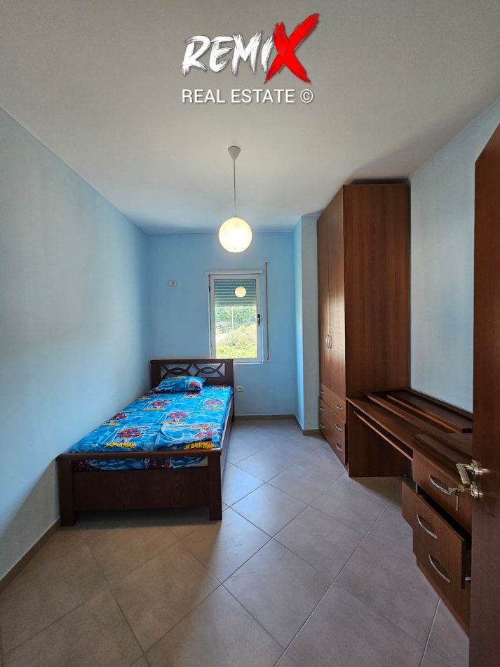 Shkembi Kavajes, jepet me qera apartament 3+1+Aneks+Ballkon Kati 6, 125 m² 350 € 