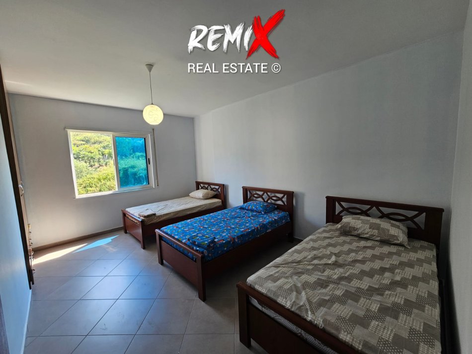 Shkembi Kavajes, jepet me qera apartament 3+1+Aneks+Ballkon Kati 6, 125 m² 350 € 