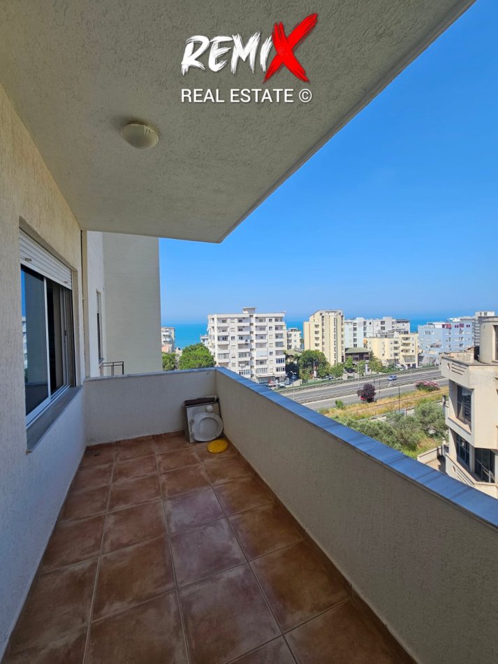 Shkembi Kavajes, jepet me qera apartament 3+1+Aneks+Ballkon Kati 6, 125 m² 350 € 