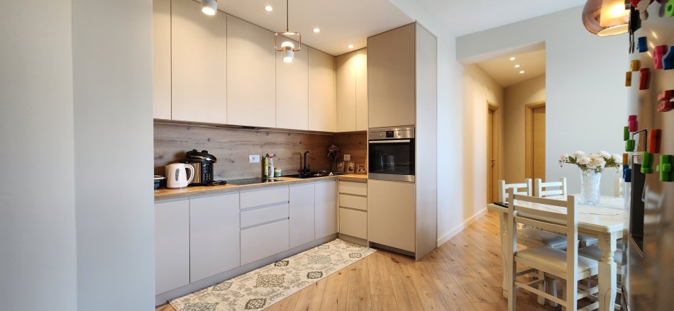 Tirane, jepet me qera apartament 2+1+Aneks+Ballkon Kati 12, 110 m² 650 € (Ndre Mjeda)