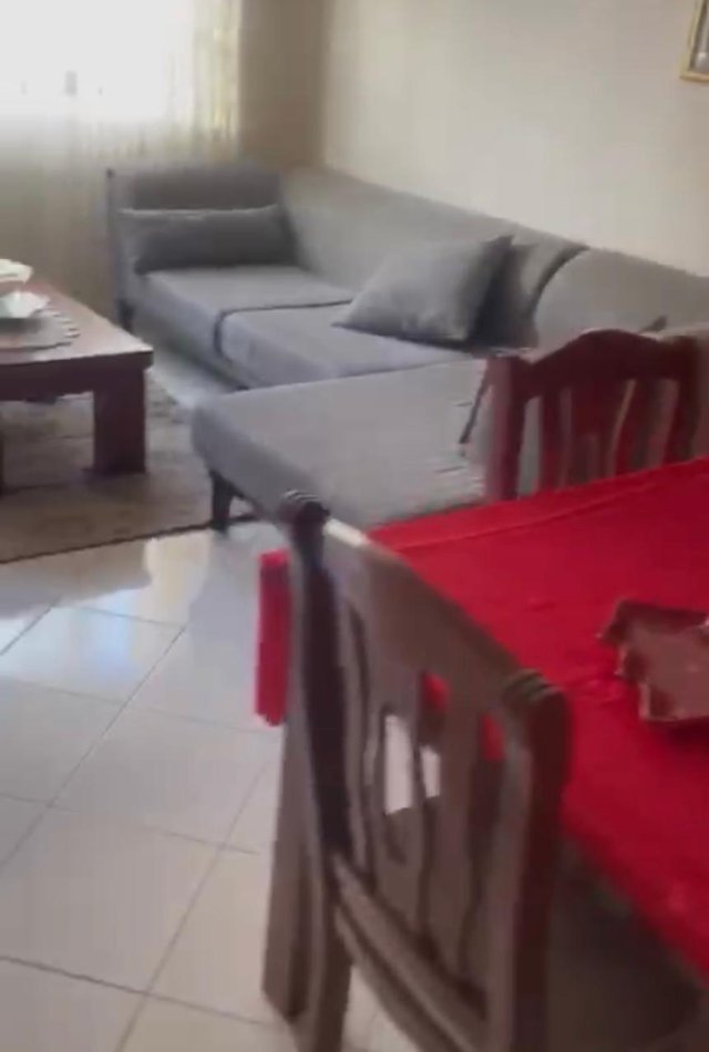 jepet me qera apartament 1+1 Kati 3, 60 m² 300 € (fresku)