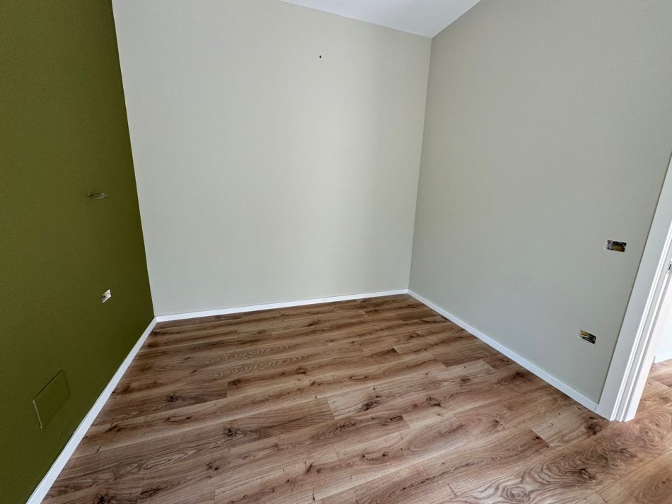 Tirane, shitet apartament 1+1 Kati 0, 56 m² 89.000 €