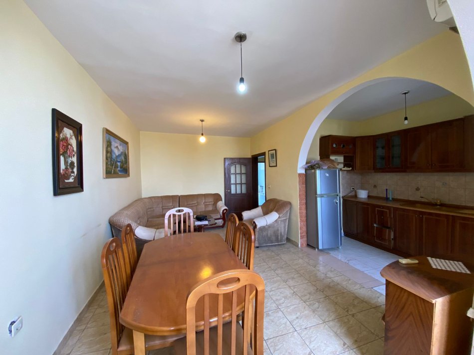 Tirane, jepet me qera apartament 2+1+Aneks+Ballkon Kati 5, 100 m² 450 € (SHKOLLA OSMAN MYDERRIZI)