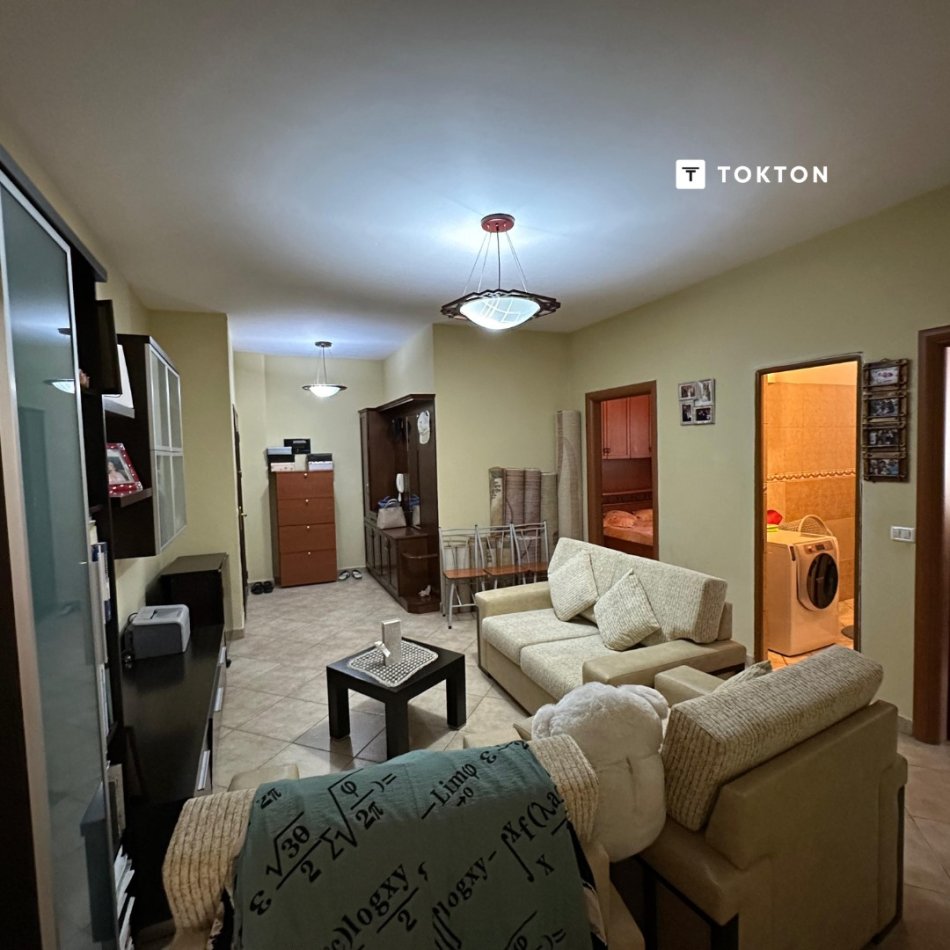 Tirane, shitet apartament 2+1 Kati 7, 115 m² 160.000 € (5 Maji)