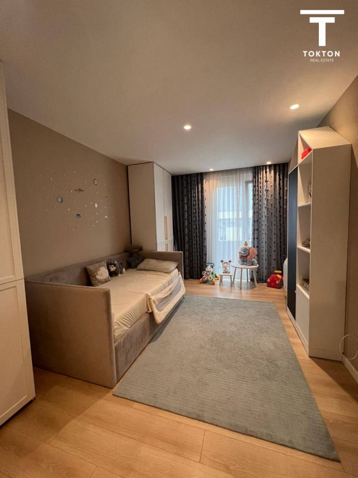 Tirane, shitet apartament 2+1 Kati 11, 137 m² 193.000 € (Fusha Aviacionit)