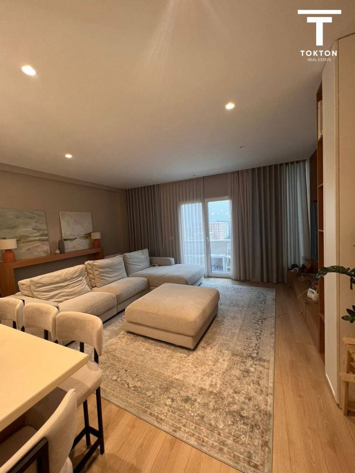 Tirane, shitet apartament 2+1 Kati 11, 137 m² 193.000 € (Fusha Aviacionit)