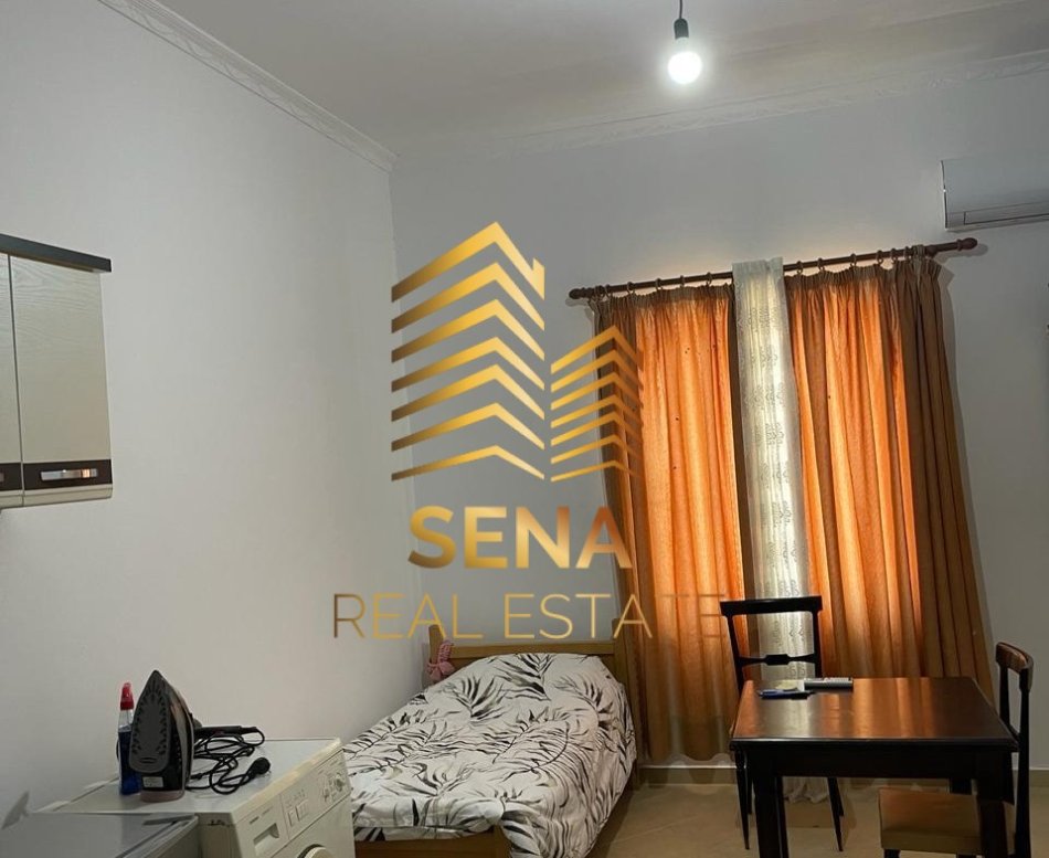 Tirane, jepet me qera garsonier 1+1 Kati 5, 37 m² 300 € (Prane Big Market)
