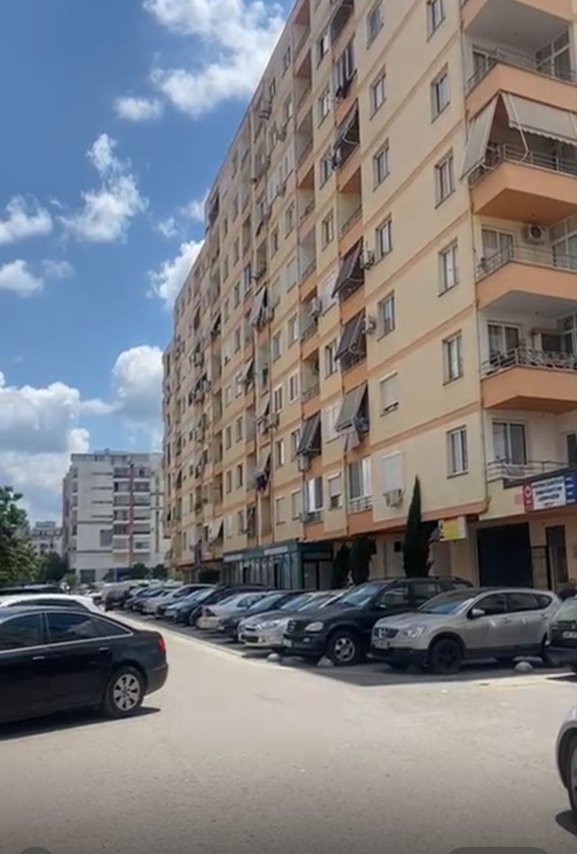 Tirane, shitet apartament 3+1+Aneks+Ballkon Kati 2, 120 m² 240.000 € (Rruga e Ullinjve)