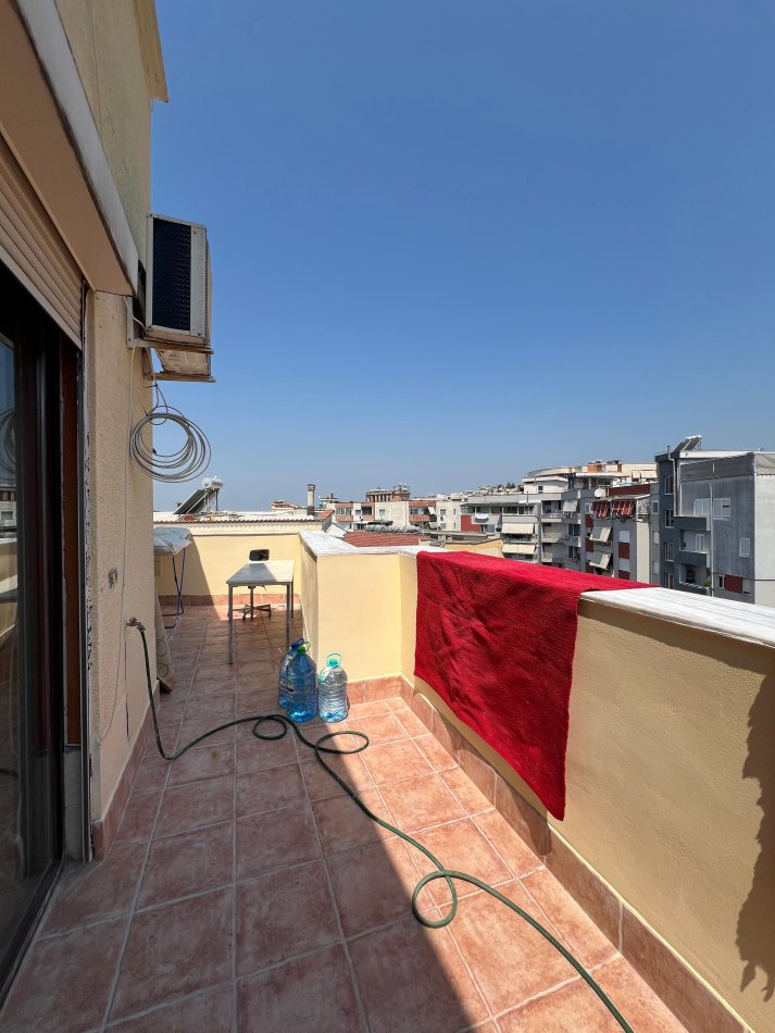 Tirane, shitet apartament 2+1 Kati 5, 90 m² 108.000 € (Fresku) TT 1214