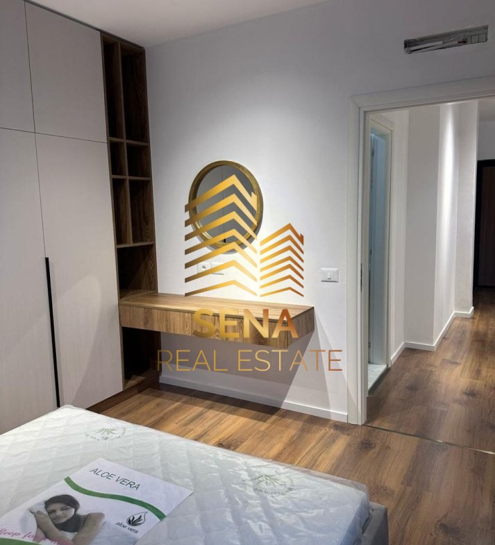 Tirane, jepet me qera apartament 1+1+Ballkon Kati 2, 65 m² 500 € (Rruga e Dibres)