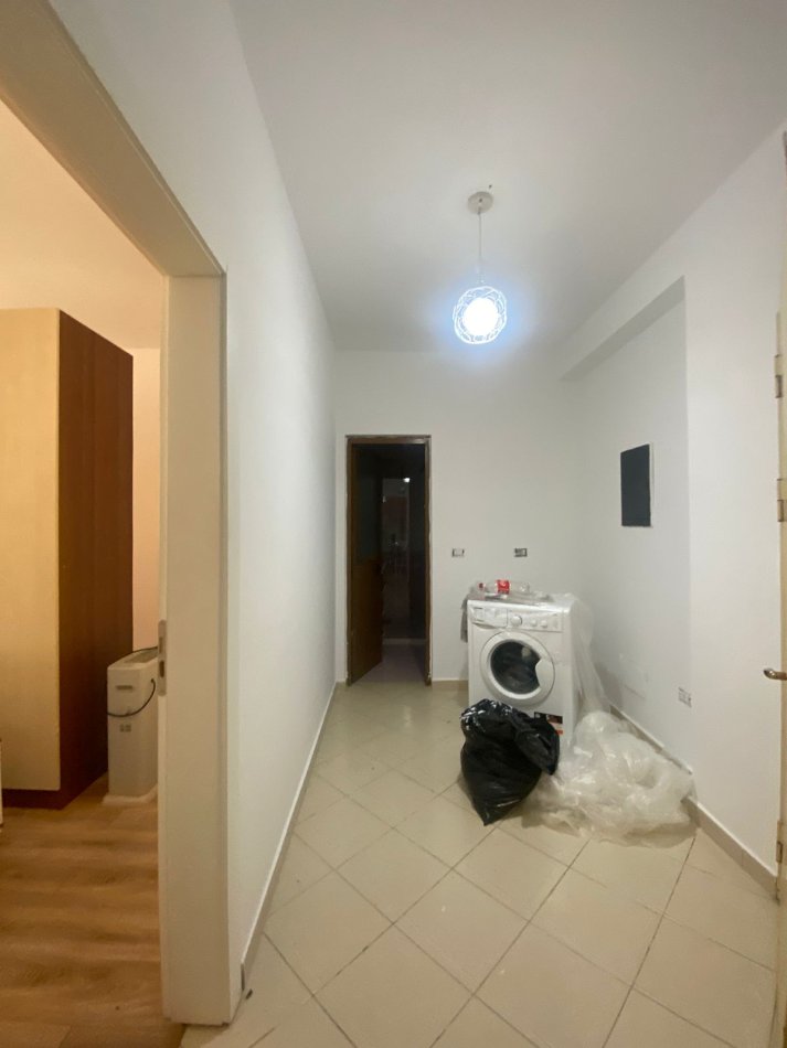 Tirane, shitet apartament 1+1+Ballkon Kati 0, 54 m² 85.000 € (RRUGA E DIBRES)