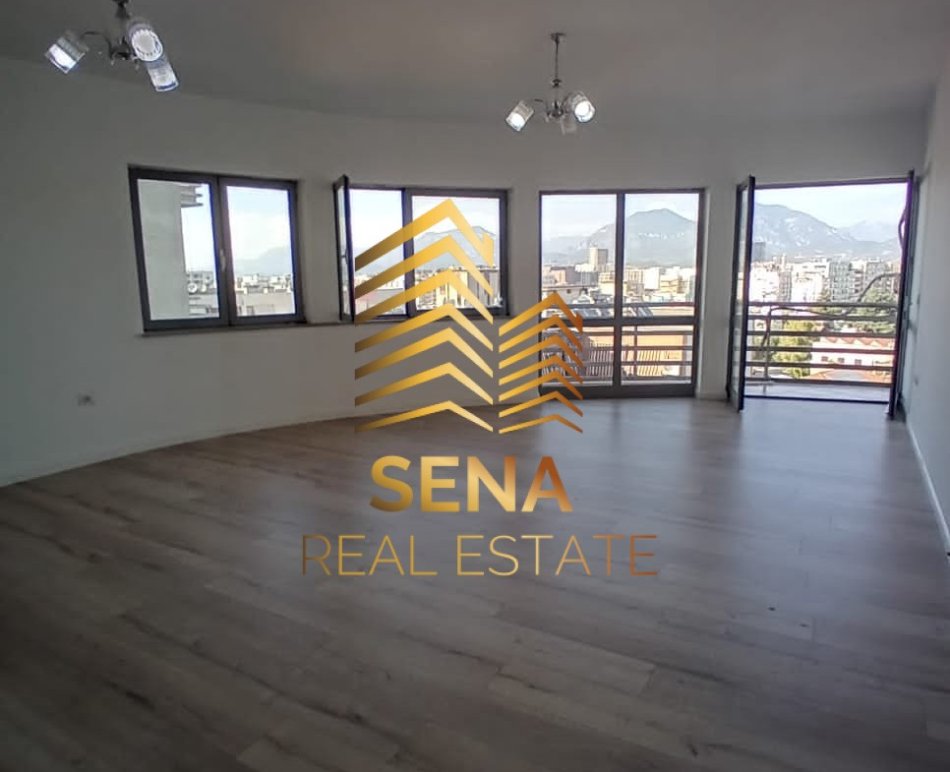 Tirane, shitet apartament 1+1+Ballkon Kati 8, 76 m² 147.000 € (Zogu i Zi)