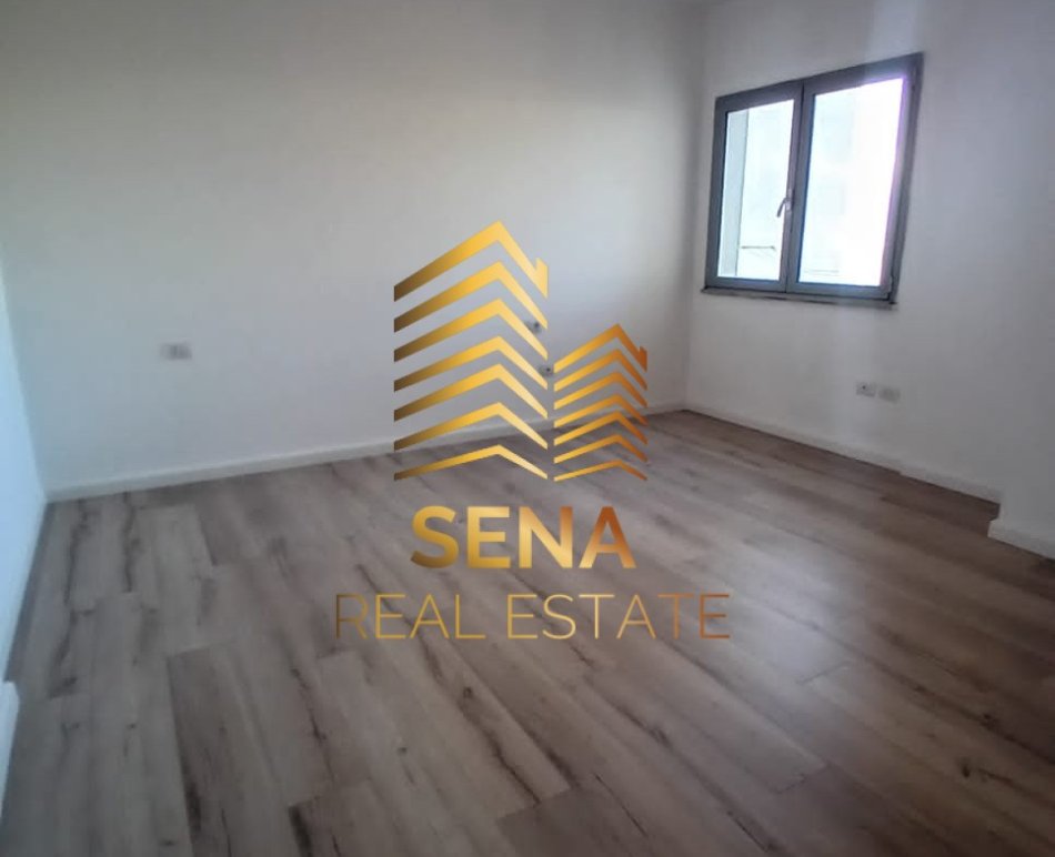 Tirane, shitet apartament 1+1+Ballkon Kati 8, 76 m² 147.000 € (Zogu i Zi)
