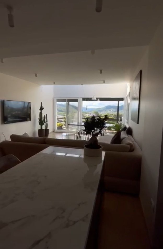 Tirane, jepet me qera apartament 2+1 Kati 2, 130 m² 1.400 € (Lunder)