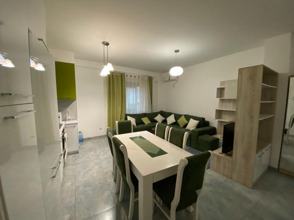 Tirane, shitet apartament 1+1 Kati 3, 65 m² 127.000 € (Liqeni i Thate)