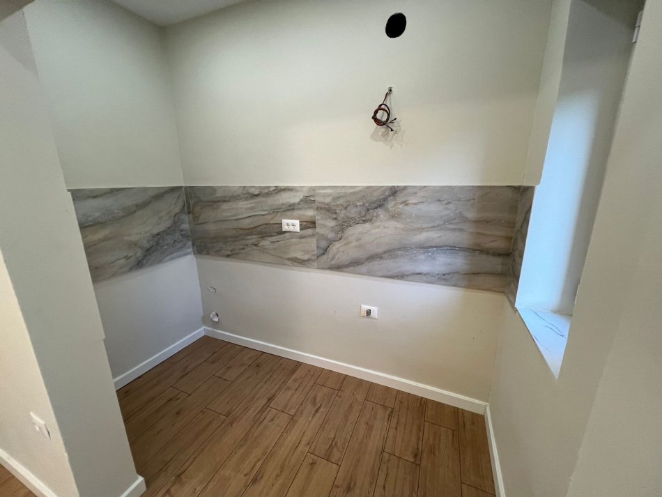 Tirane, shitet apartament 1+1+Ballkon Kati 3, 58 m² 98.000 € (Xhanfize Keko)