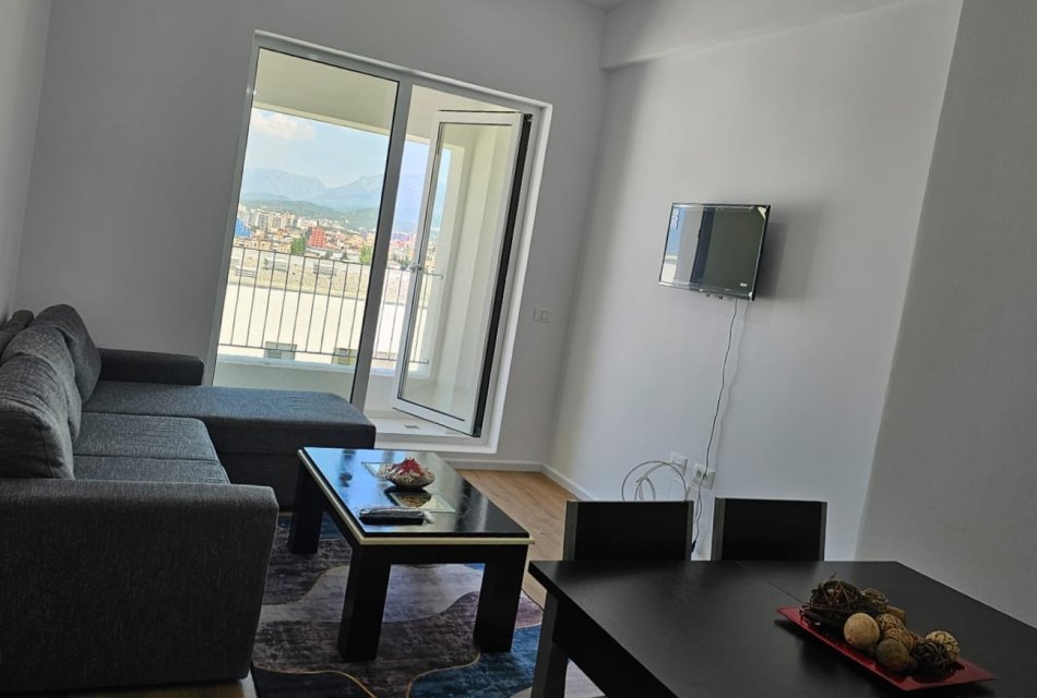Tirane, jepet me qera apartament 1+1+Ballkon , 61 m² 400 € (Ali Demi)