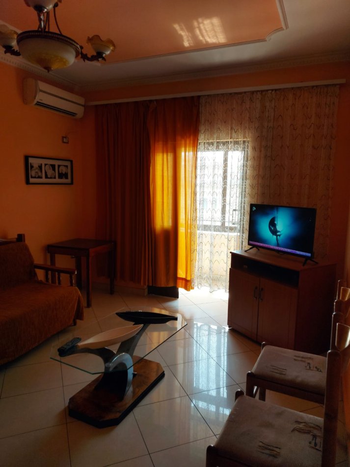 Tirane, Apartament 1+1 me qira  Kati 6, 78 m² 500 € (Rruga Elbasanit)