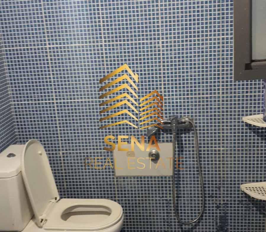 Tirane, jepet me qera apartament 1+1 Kati 1, 80 m² 300 € (Rruga Idriz Dollaku)