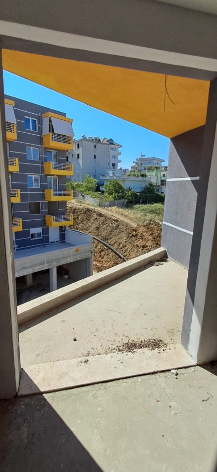 Tirane, shes apartament 2+1+Ballkon Kati 6, 88 m² 96.800 € (shkoze, kompleksi tom doshit)