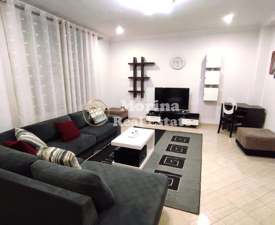 Tirane, jepet me qera apartament 2+1 Kati 2, 100 m² 500 € (Vasil Shanto)