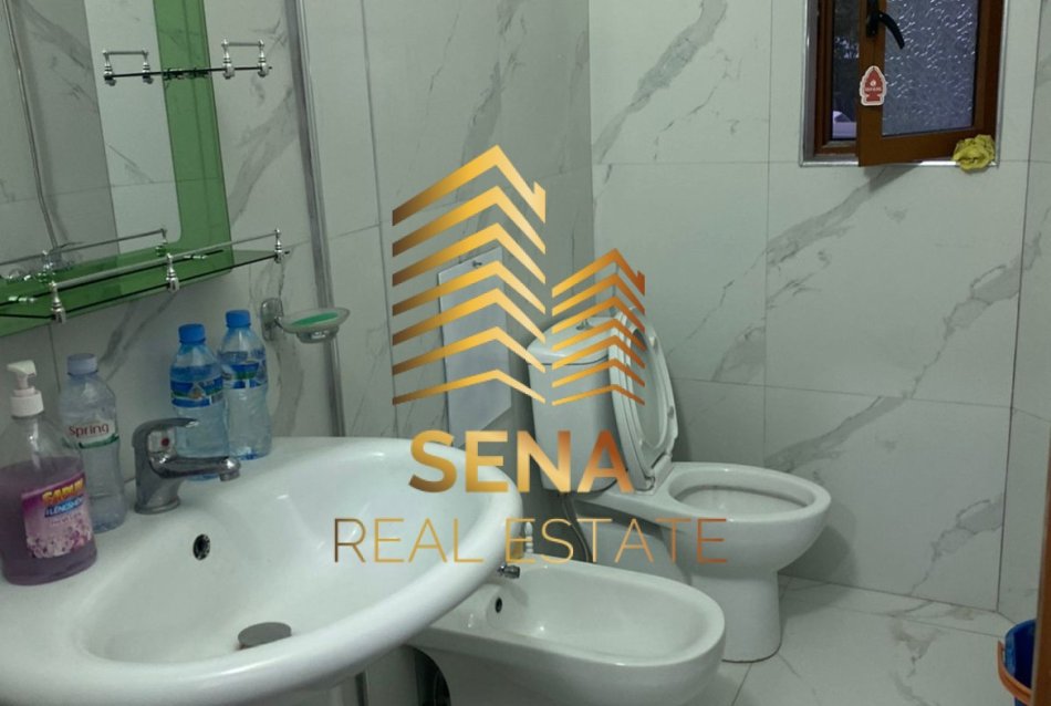 Tirane, shitet apartament 2+1 Kati 1, 57 m² 90.000 € (Rruga Vangjel Capo)