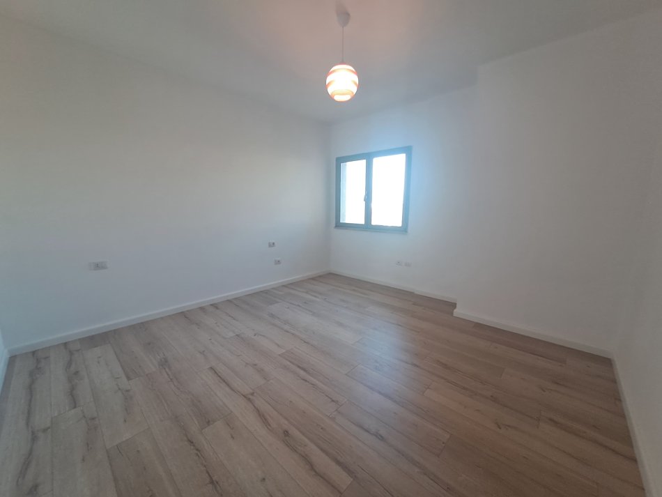 Tirane, Apartament per shitje 1+1 Kati 5, 71 m²  155 000 Euro (Zogu Zi)