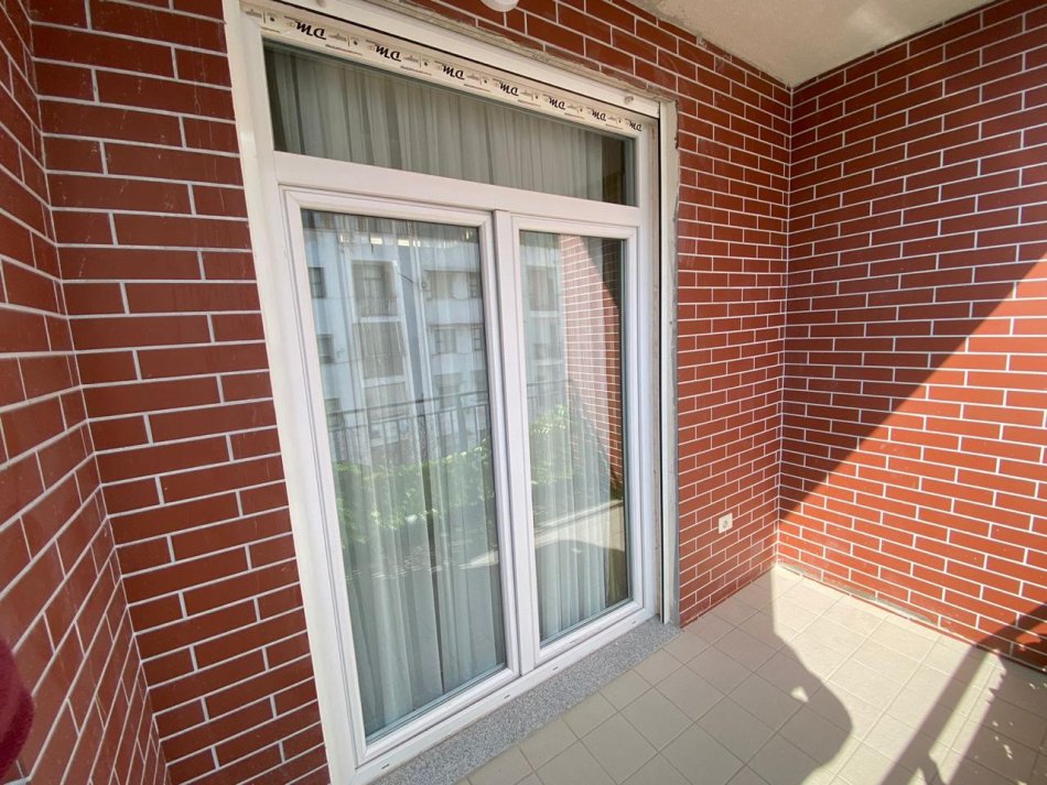 Tirane, jepet me qera apartament 2+1+Ballkon Kati 7, 103 m² 600 € (5MAJI)
