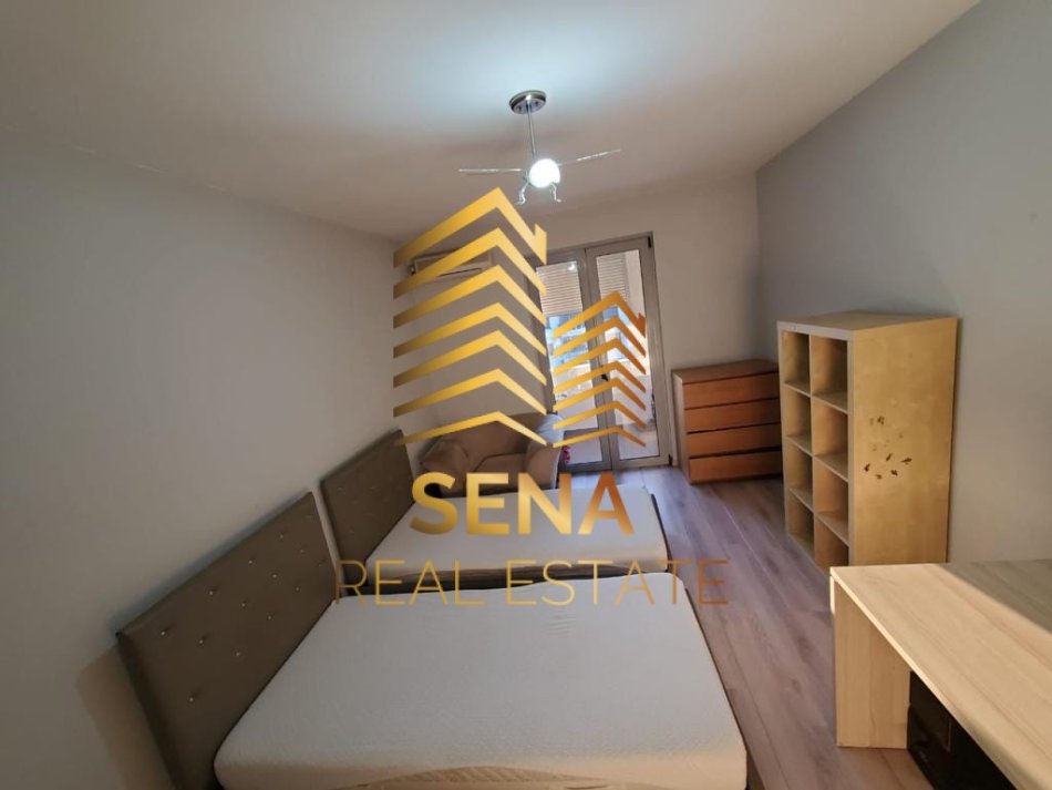 Shqiperi, jepet me qera apartament 2+1 Kati 5, 90 m² 600 € (Rruga Bardhyl)
