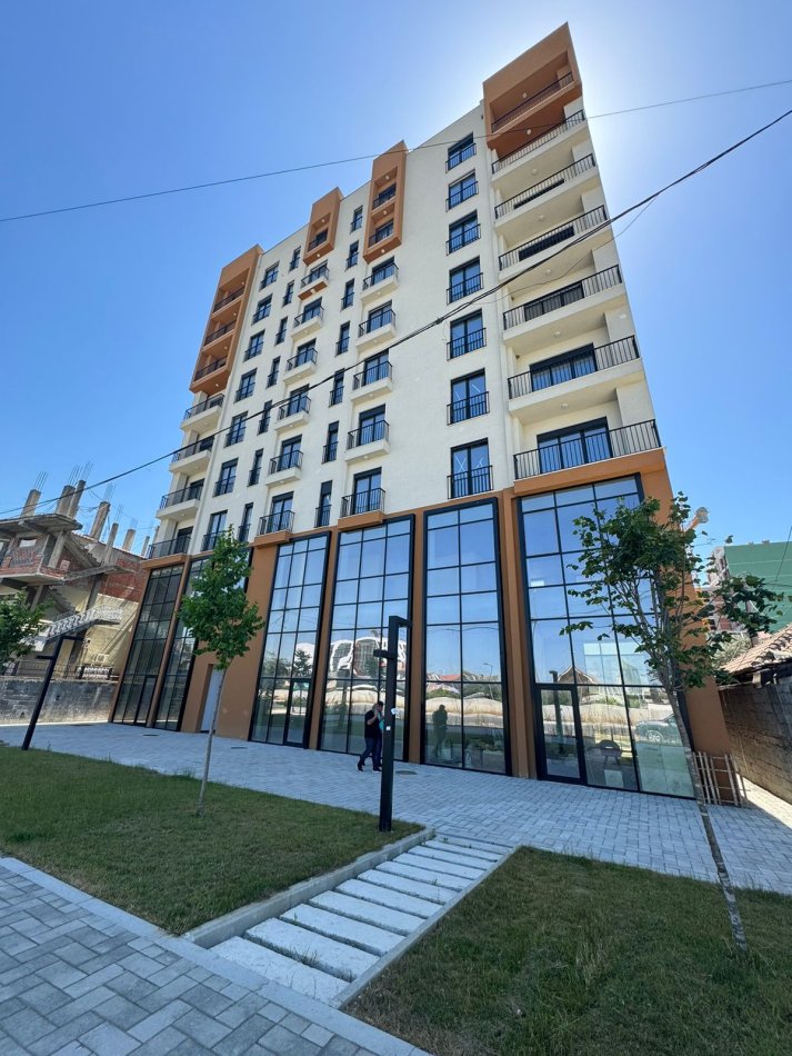 Tirane, shitet apartament 2+1+Ballkon Kati 6, 109 m² 141.700 € (Astir)