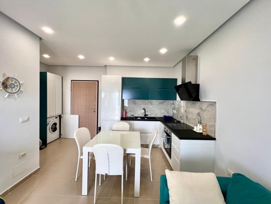 Vlore, shes apartament 1+1+Ballkon Kati 2, 58 m² 135.000 € (VLORE UJI I FTOHTE)