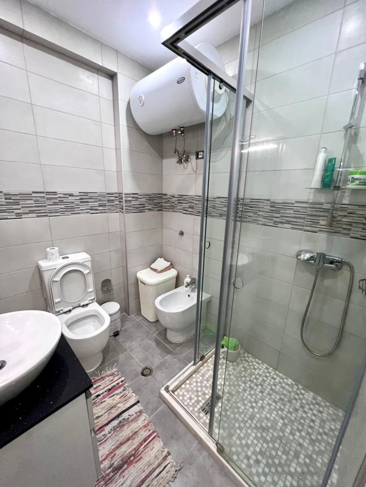 Vlore, shes apartament 1+1+Ballkon Kati 2, 58 m² 135.000 € (VLORE UJI I FTOHTE)