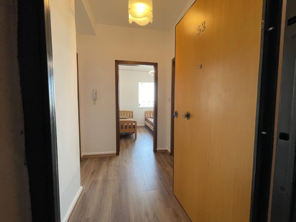 Tirane, shitet apartament 1+1 Kati 9, 62 m² 96.000 € (PORCELAN)