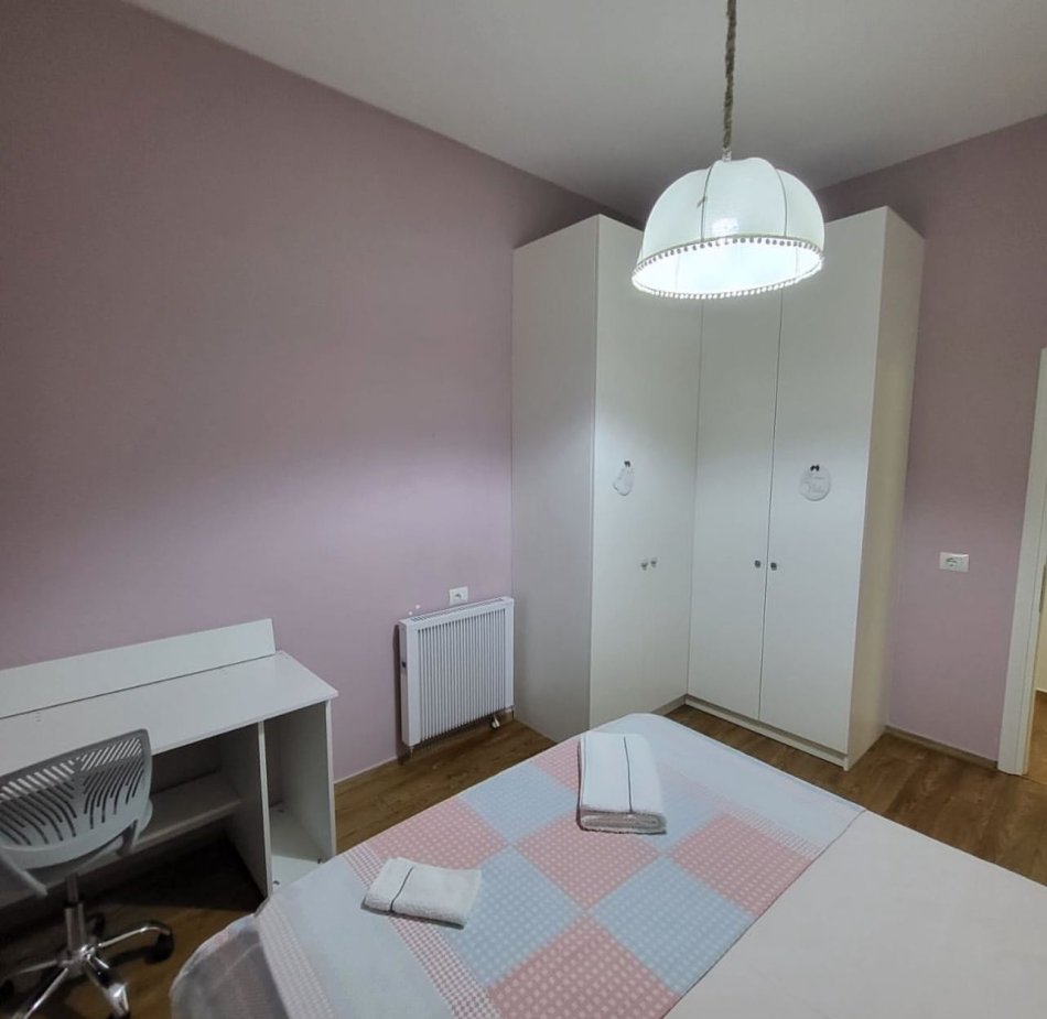 Tirane, jepet me qera apartament 2+1 Kati 2, 80 m² 750 € (Rruga Sulejman Delvina)