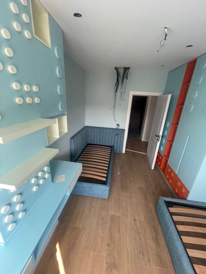 Tirane, shitet apartament 2+1+Ballkon Kati 7, 100 m² 275.000 € (Komuna e Parisit)