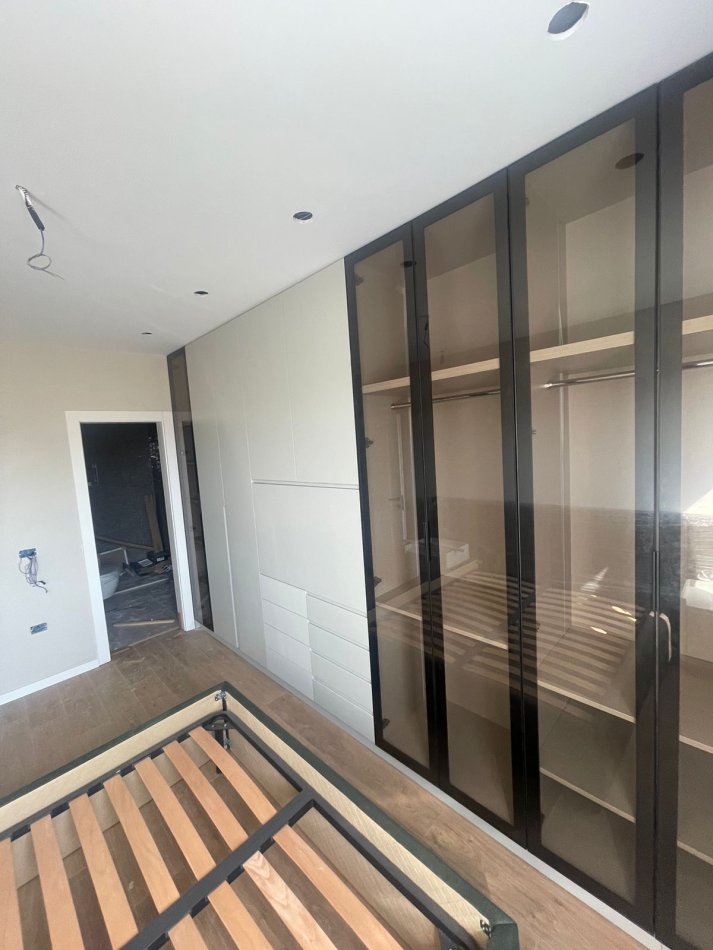 Tirane, shitet apartament 2+1+Ballkon Kati 7, 100 m² 275.000 € (Komuna e Parisit)