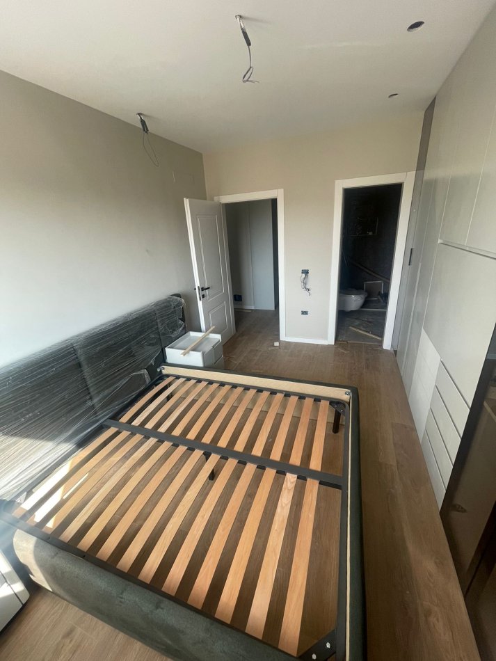Tirane, shitet apartament 2+1+Ballkon Kati 7, 100 m² 275.000 € (Komuna e Parisit)